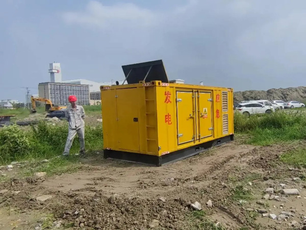 江干200KW柴油发电机机组每小时的油耗量受哪些因素影响？