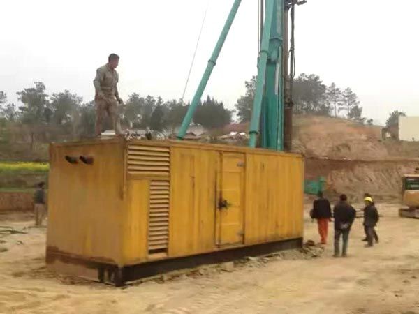 江干如何判断水冷式机油散热器密封件是否需要更换？